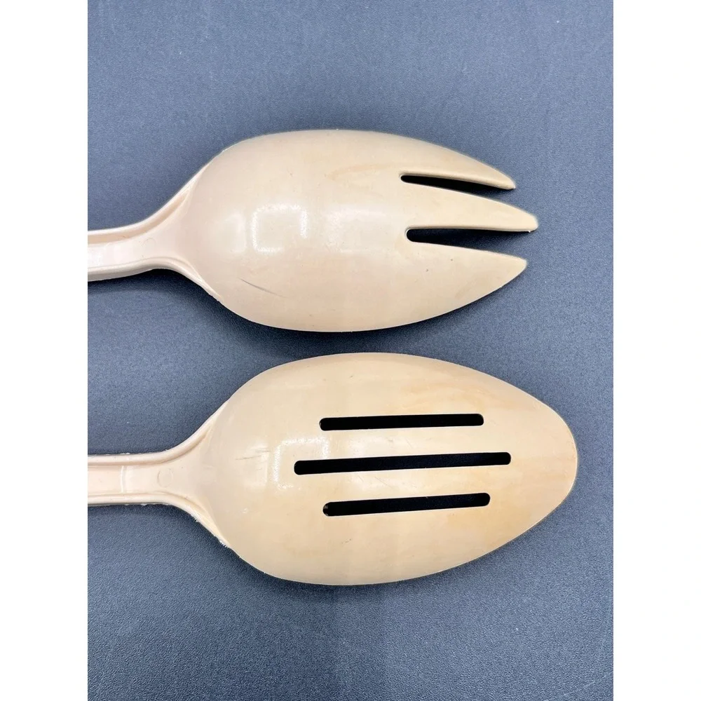 Vtg Tailor Made Salad Server Set Slotted Spoon Fork Almond Beige Plastic Kitchen